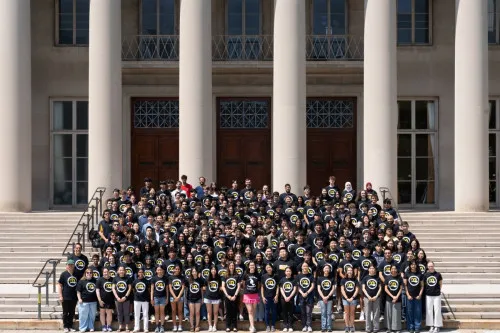 Beaver Works Summer Institute tròn 10 năm: Trại hè STEM của MIT đã thay đổi hàng nghìn học sinh như thế nào
