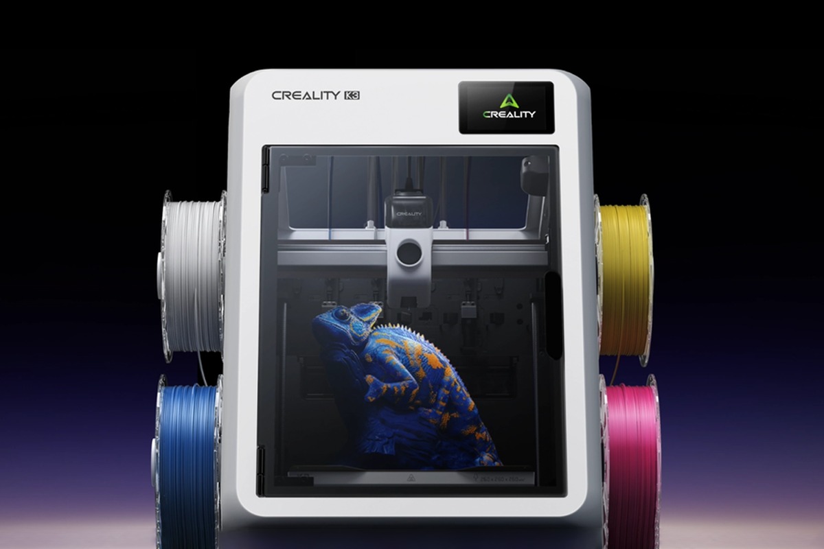 Mô hình tắc kè in bốn màu bên trong máy in 3D Creality K3